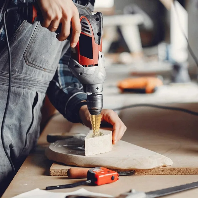 4-32mm Titanium Coated HSS Step Drill Bit - High Speed Steel Cone Cutter for Metal/Wood/Plastic, Multi-Size Hole Cutting Kit