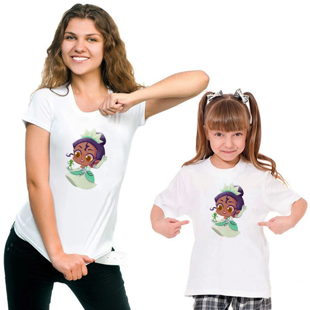 Mom And Daughter Matching Outfits Frozen Princess Elsa Print Mother Kids Clothes Summer White Comfy Short Sleeve Mom Daughter Matching T Shirt Fashion Family Look couple outfits