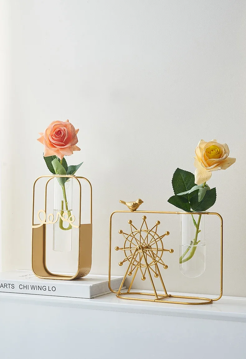 Modern Style Gold Vase