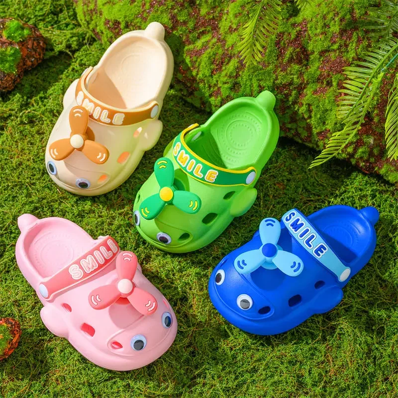 

Summer Baby Shoes Sandals for Girls Boys Mules Soft EVA Kids Clogs Shoes Cute Cartoon Beach Slippers Children's Garden Shoes