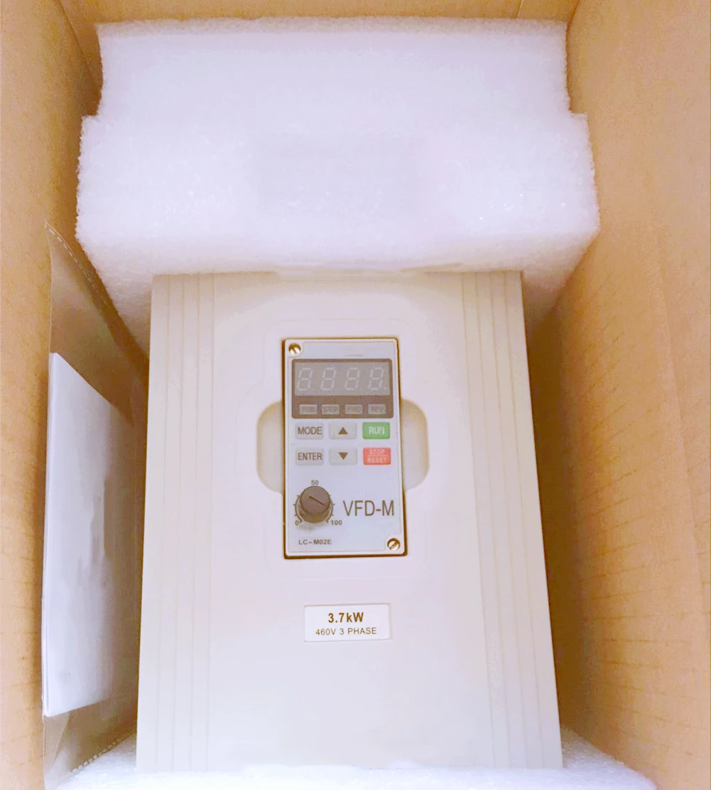 

Новинка, Инвертор серии VFD-M VFD037M43A 380 в кВт