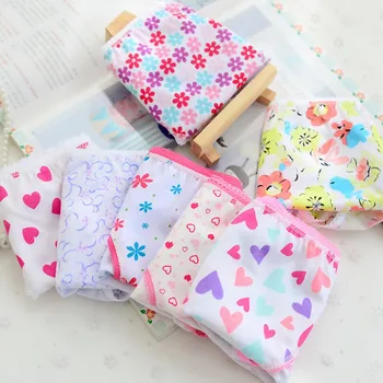 6 pz/lotto neonate intimo mutandine di cotone bambini slip corti morbidi bambini mutande comode colore e motivo casuali