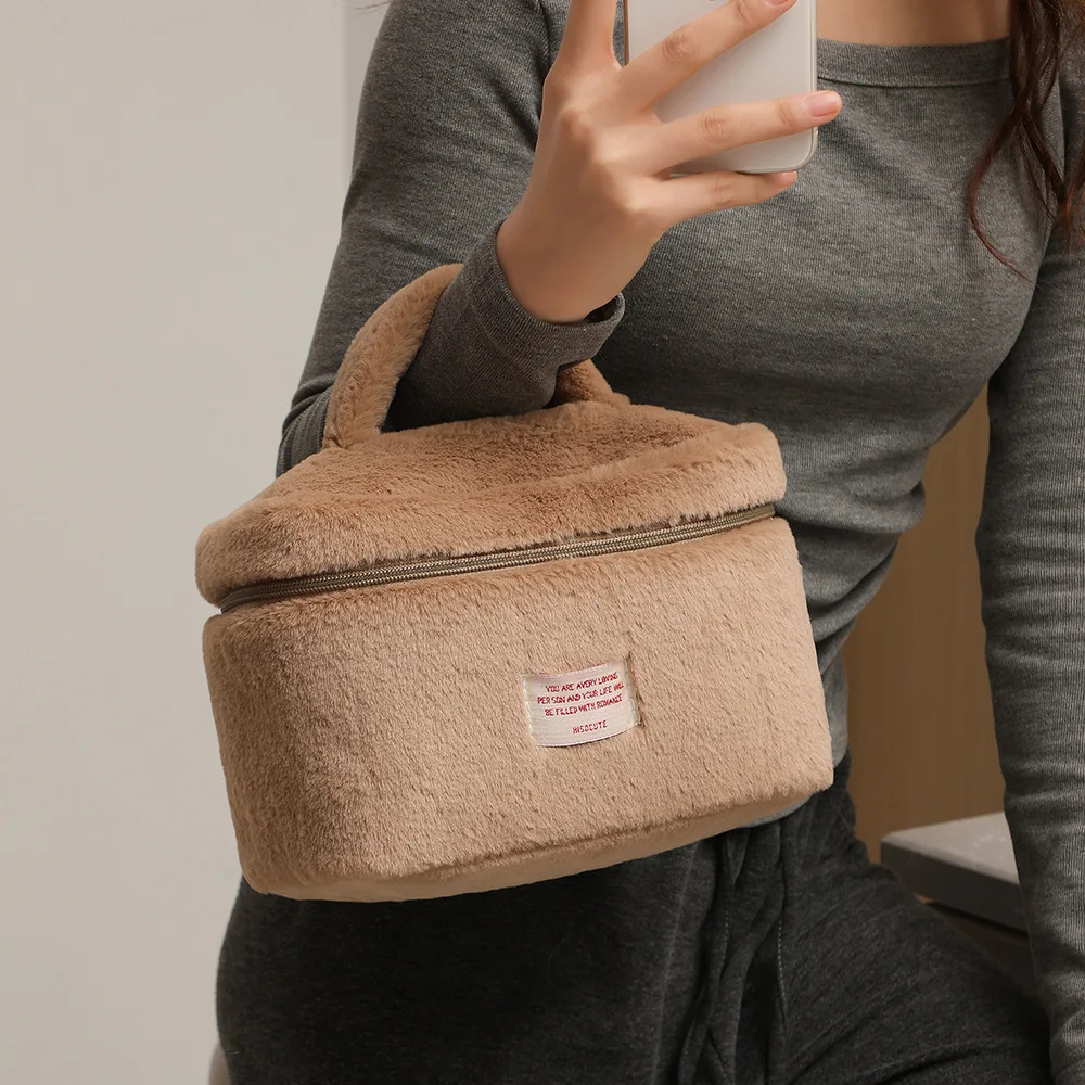 Soft Plush Large Capcity Makeup Bags For Women Daily Cosmetics Organzier Simple Style Tote Travel Toiletry Bag  sac a main 5