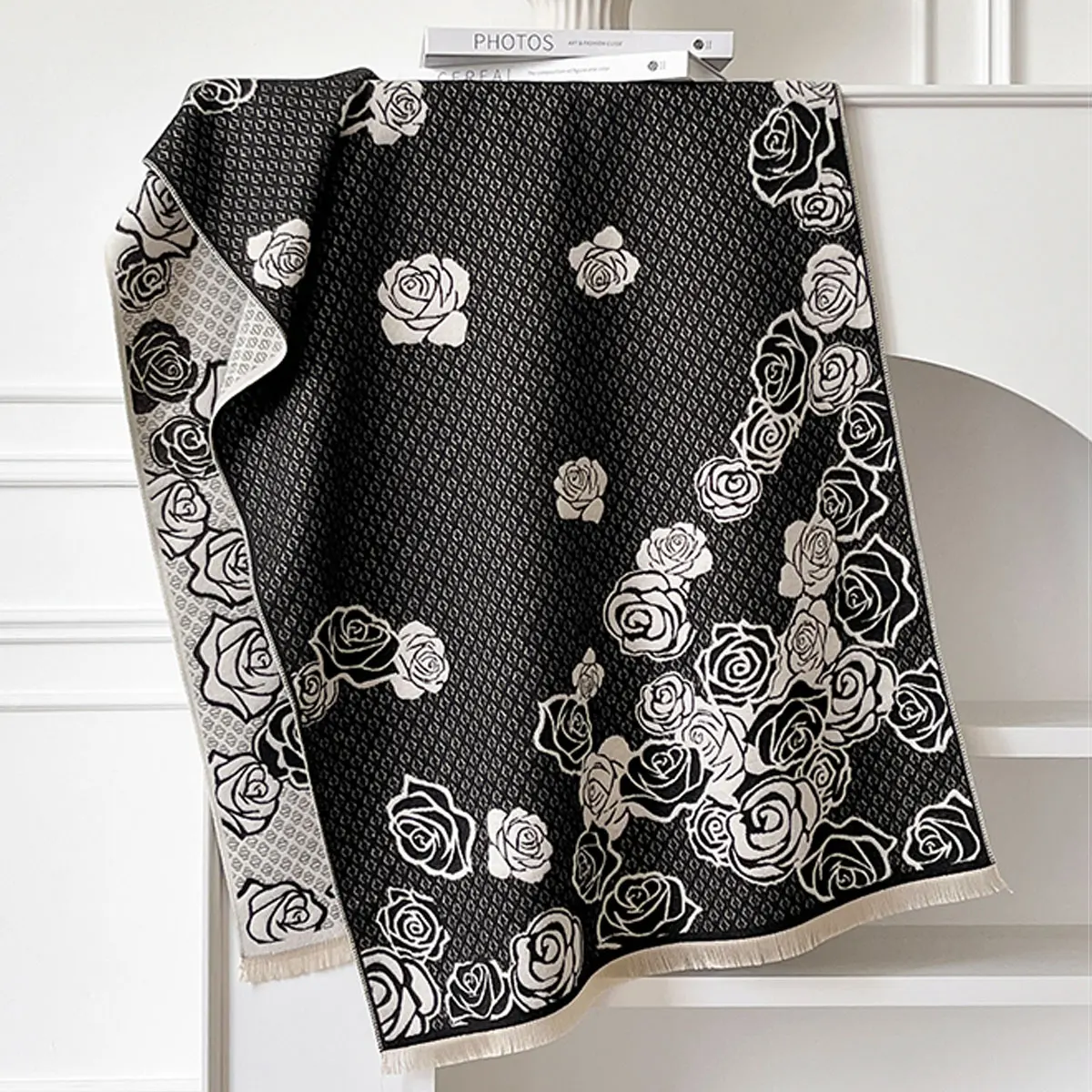 Luxury Designer Brand Winter Blanket Scarf Shawls for Women Warm Pashmina Print Large Wrap Imitation Cashmere Foulard Long Stole