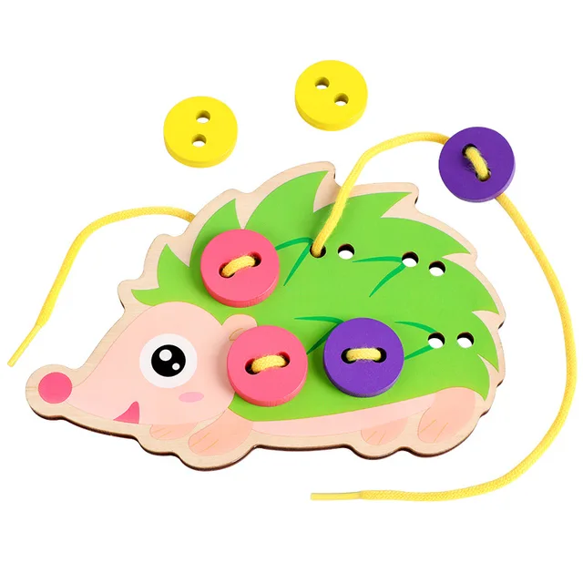 어린이의 발달적 여정에 동반하는 몬테소리 나무 장난감