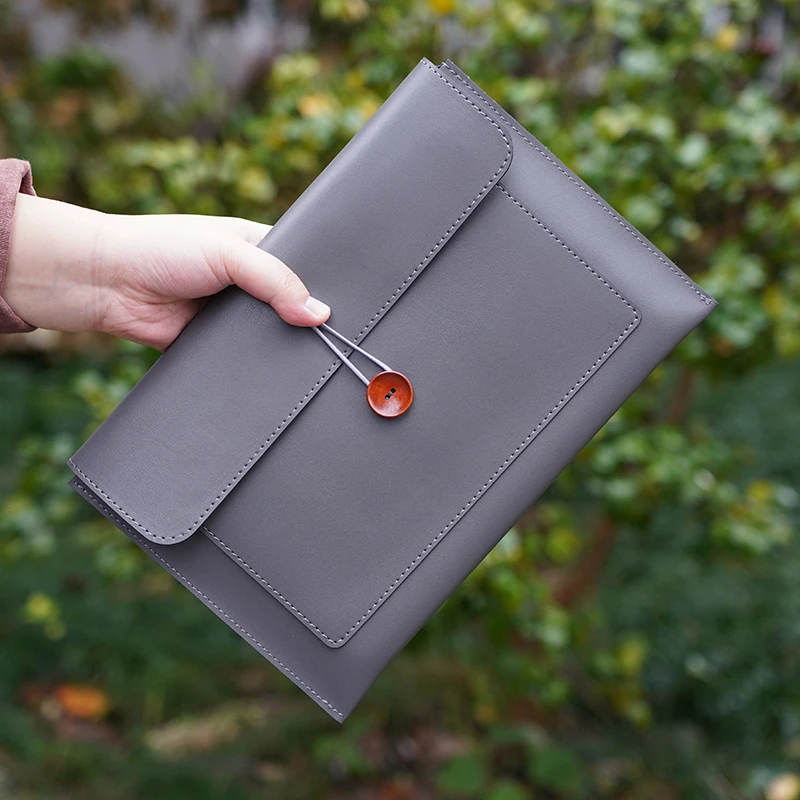 Sleek UltraThin Pad Sleeve