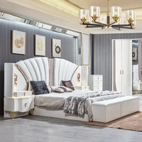 Un cadre en bois doré de luxe Royal, ensemble de lit Double King Size, maison Villa, Design moderne classique, ensembles de chambre à coucher complets en bois, meubles 3