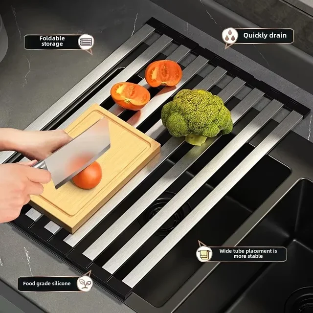 ชั้นวางจานแบบพับได้สำหรับอ่างล้างจานในครัว 1 ชิ้น ทำจากสแตนเลส พร้อมแผ่นรองกันความร้อนสำหรับวางบนเคาน์เตอร์ ช่วยจัดระเบียบครัว 1