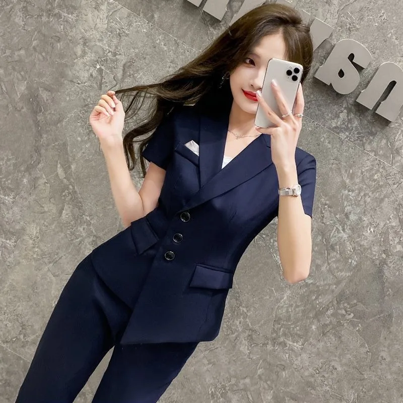 Рисунок 4 - Женский тонкий костюм