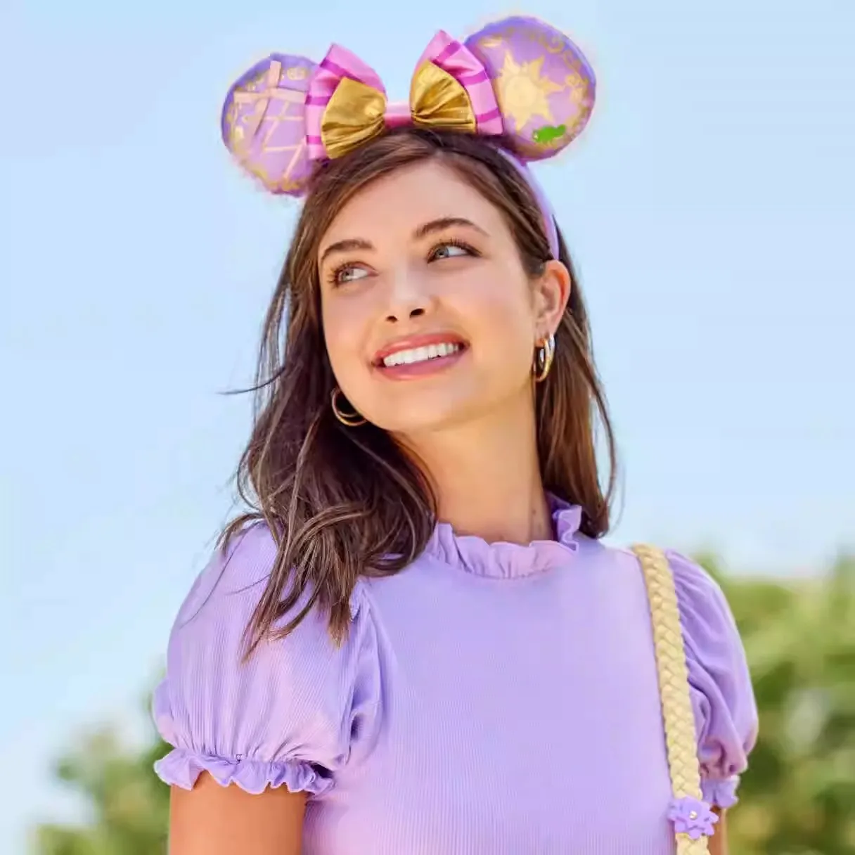 Disney Traditions ハンドペイント ミッキー ミッキーマウス フィギュア ミッキーとミニー 草原・デート