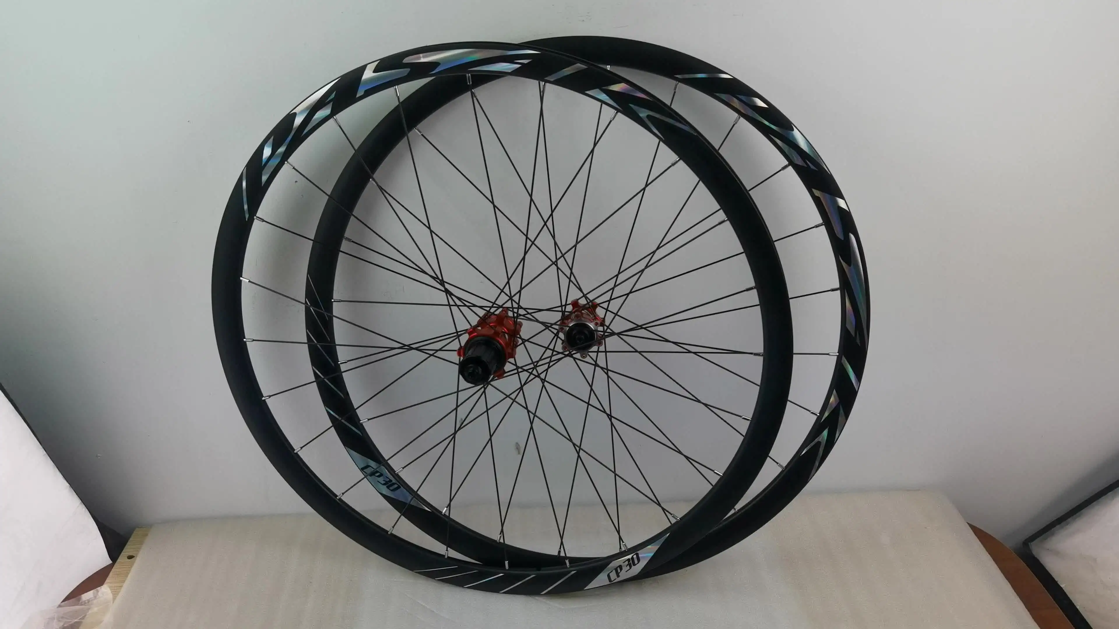 ロードバイク用ホイールセット700c,ディスクブレーキ付き24時間