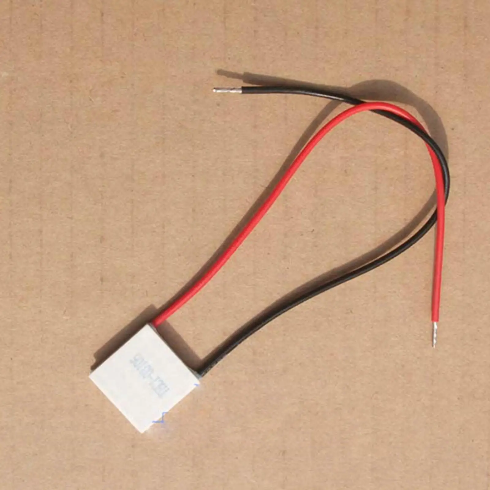 20x20x3.8mm 6A 3.66V 12.5W TEC1-03106 Thermoelectric Cooler Peltier Heatsink