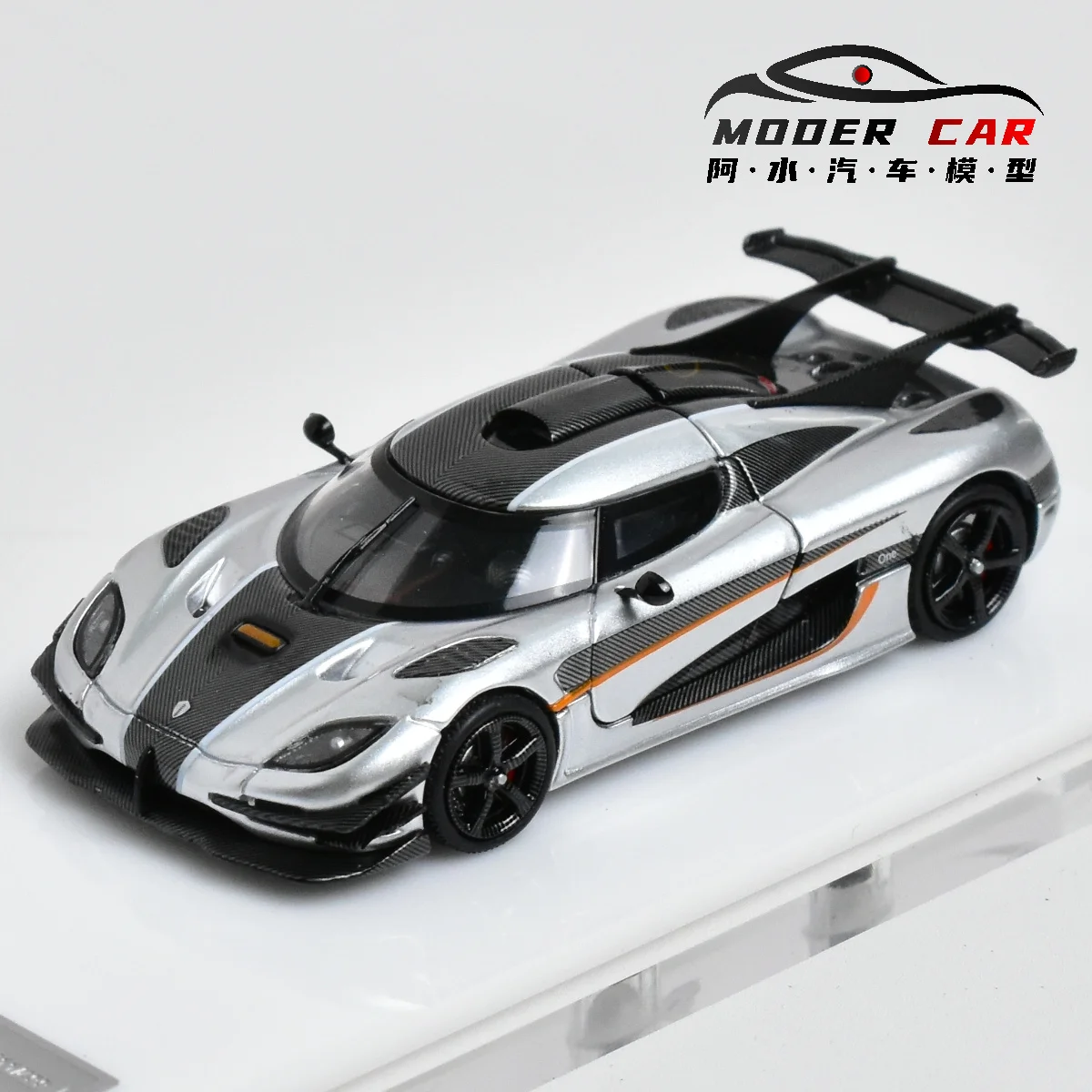 9L-012 LMLF MODEL 1/64 ケーニグセグ ONE:1 S71a77acd75cd45cbacd76116dc13e