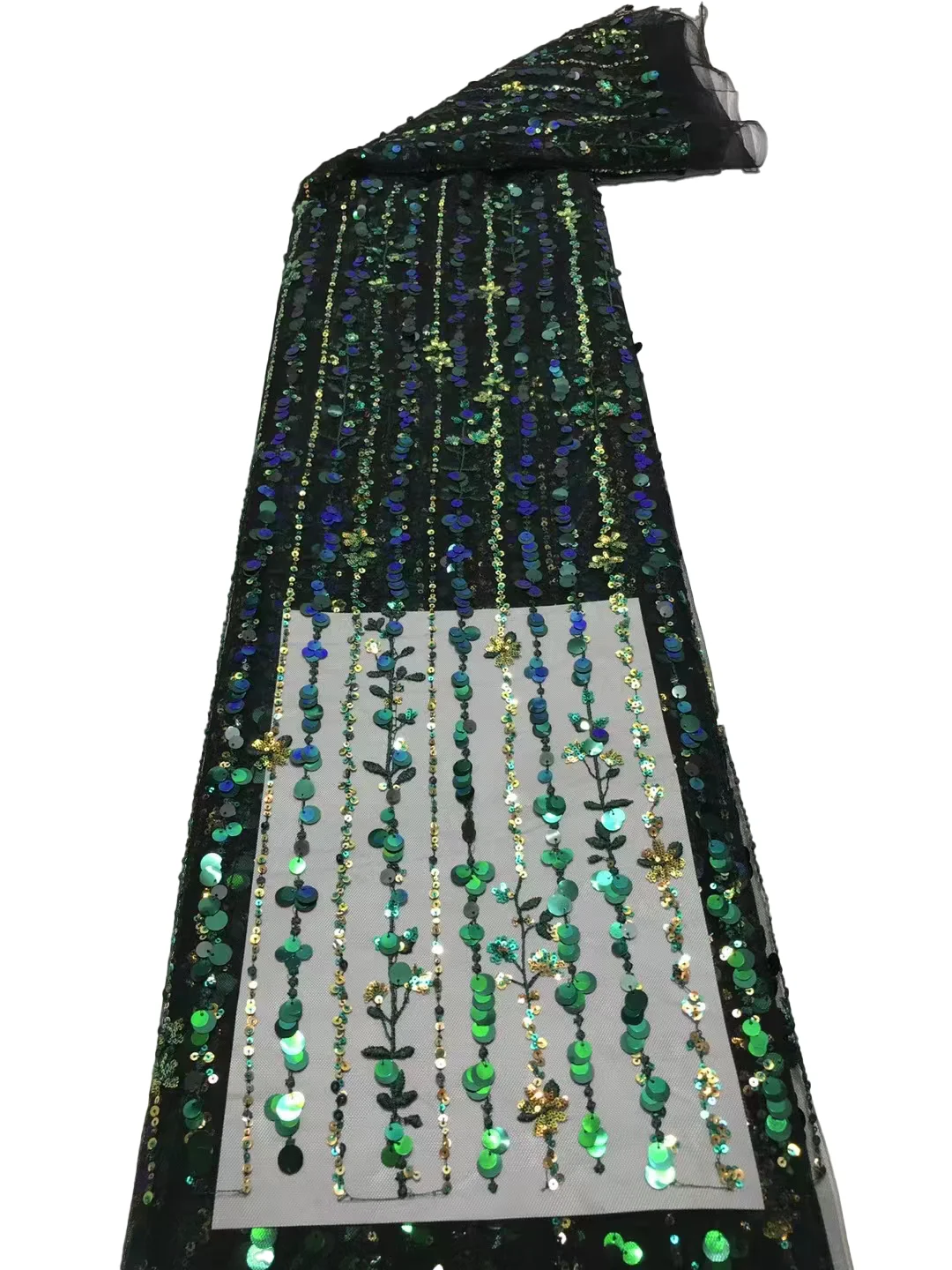 

The latest models of high-quality sequins vertical stripes embroidered fabric, European and American tulle lace party dresses/5y