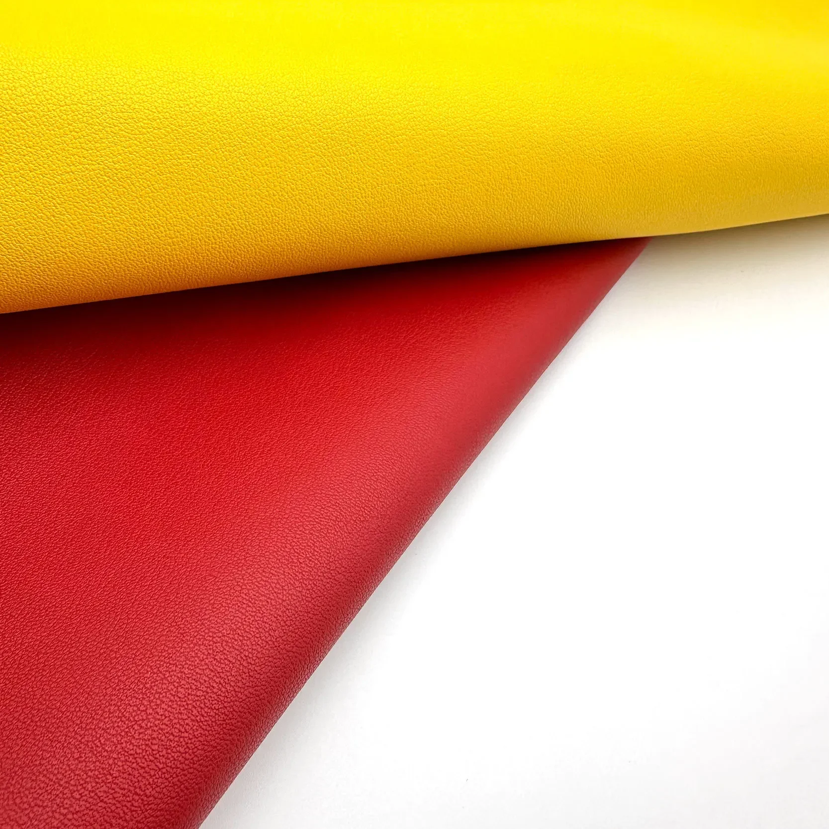 European Standard Eco-friendly Water-based PU Leather 1.0mm Calf Pattern for Handbags Luggage Seats Environmentally Friendly