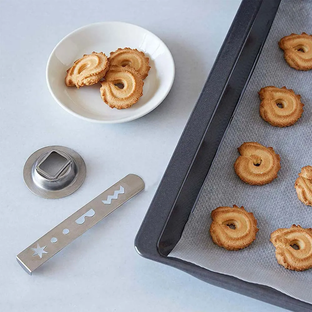 Stainless Steel Meat Grinder Accessories Metal DIY Cookie Cake Mold Parts Durable Biscuits Metal Grinder Parts Mold Tools cookie cutter baking mold cookie mould cookie printing mold baking decorating tools cookie maker press kit cake lace mold dumpling skin mold