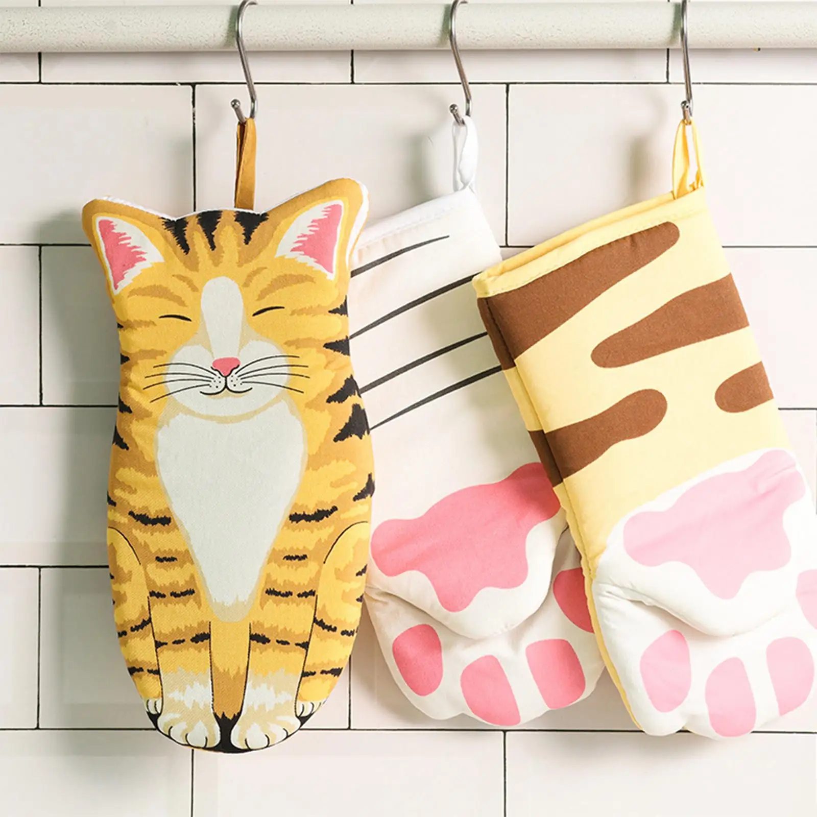 Multifunction Microwave Gloves Cat Shaped Thickened Heat Insulation Gadget for Barbecue Cooking Baking Cooking