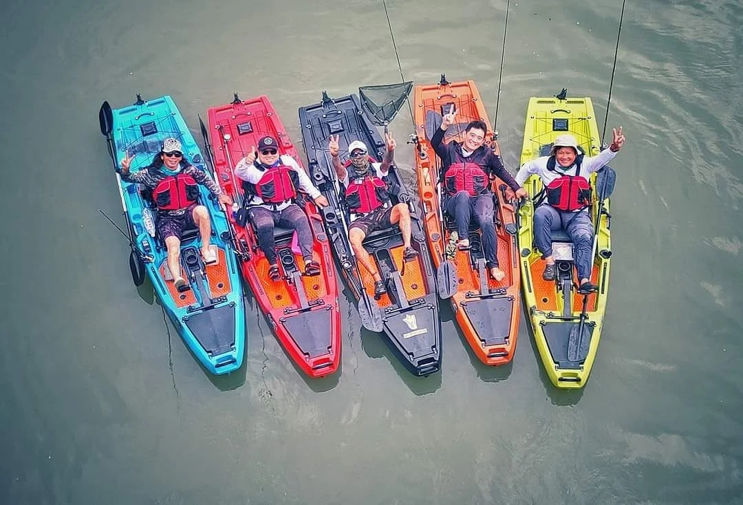 공장 직판 11피트 패션 디자인 싱글 페달 드라이브 해상용 핸즈프리 프로펠러 페달 낚시 카약