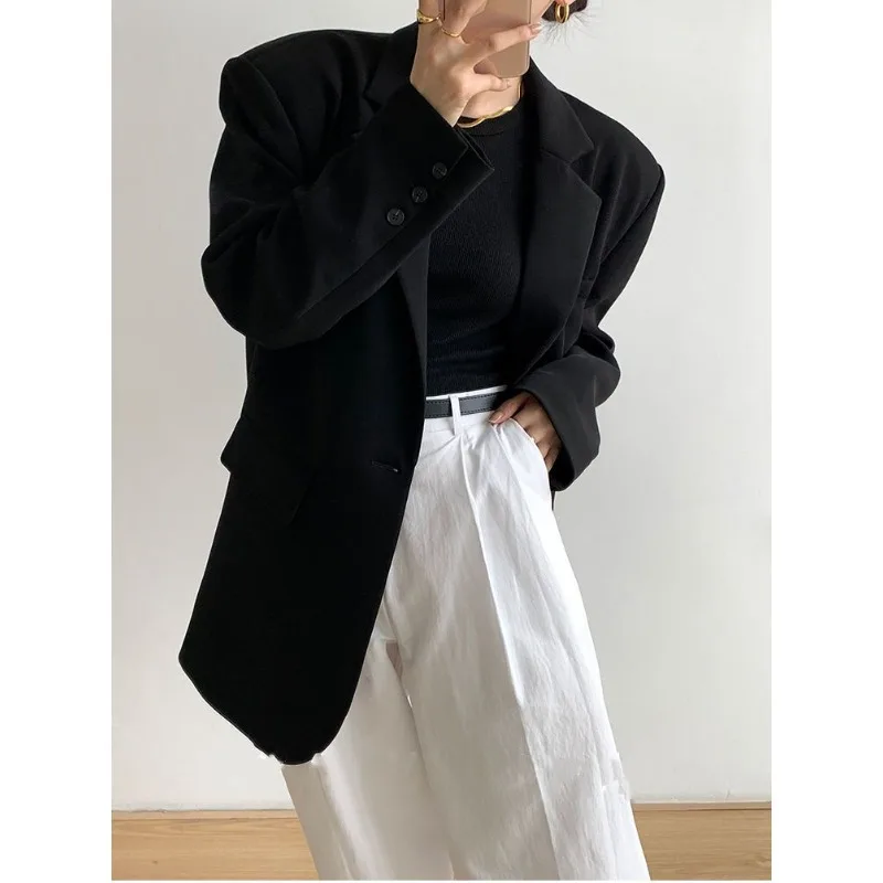 Рисунок 5 - Роскошный черный и серый Блейзер