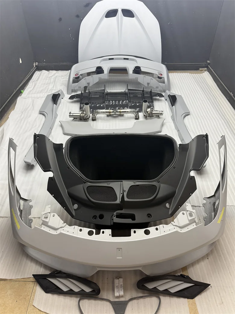 Speciale Style Dry Carbon Fiber Body Kit Front Bumper Rear Bumper Hood Side Skirts Exhaust Pipe for Ferrari 458 Italy