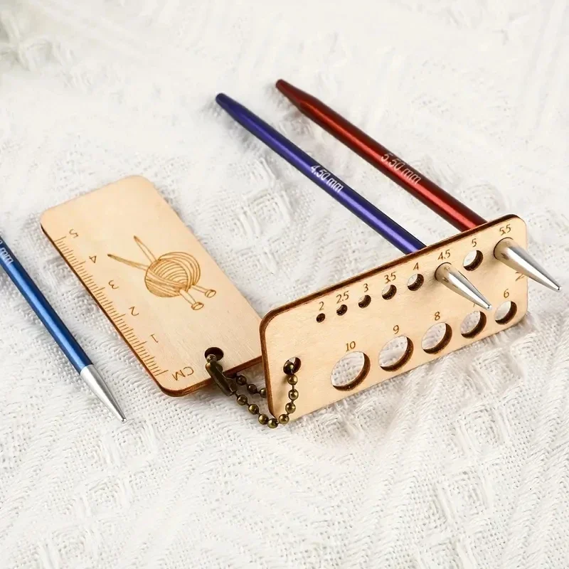 Description Picture 4 of itemWooden Knitting Needle Gauge Ruler Knit Crochet Hooks Measure Tool DIY Craft Sewing Accessory Knitting Tool Travel Set