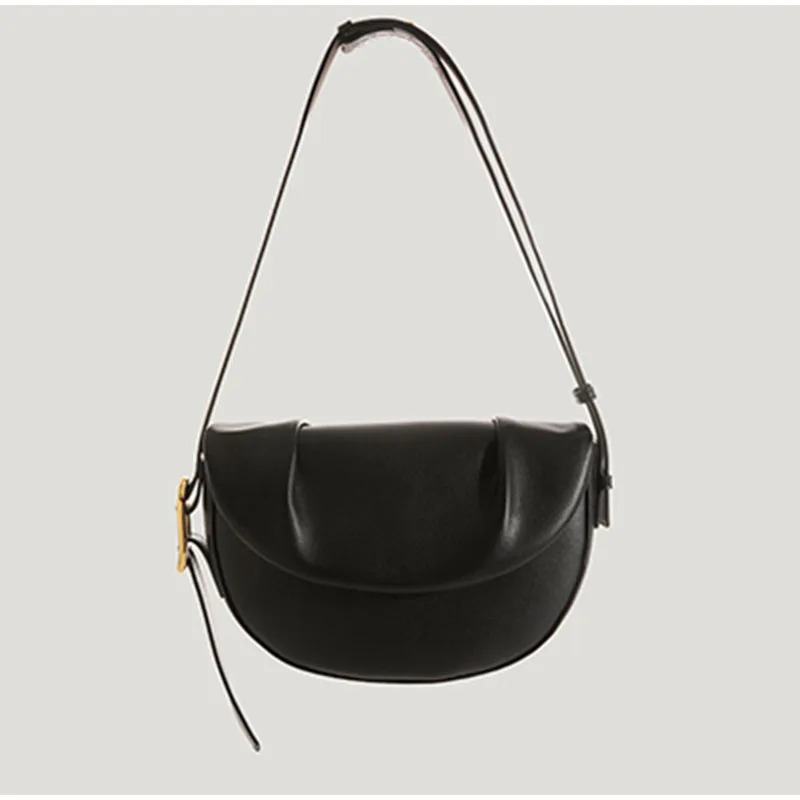 high-end women’s saddle bag