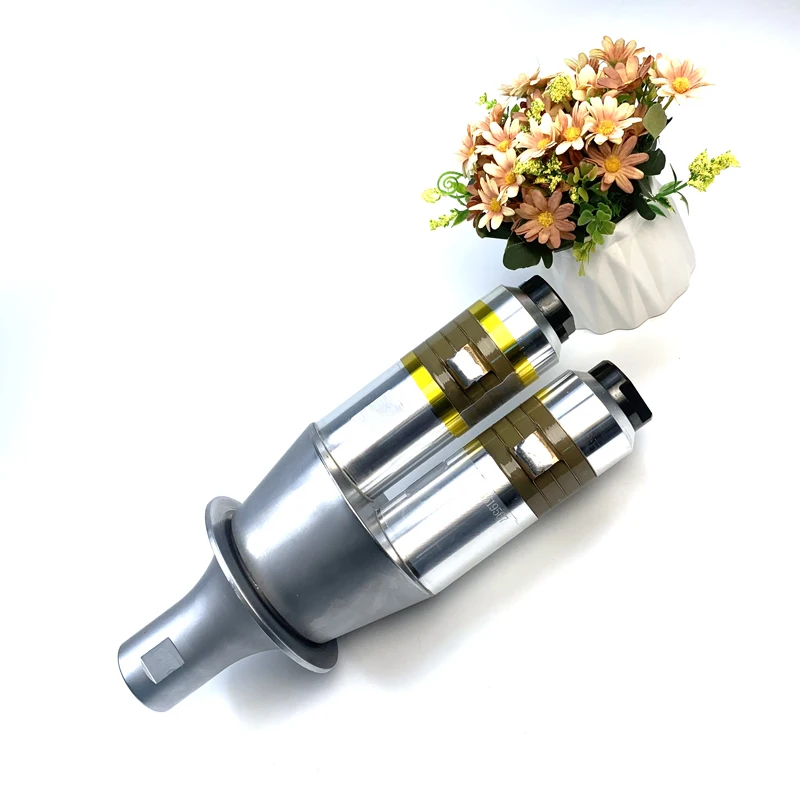 

15KHZ 4200W Ultrasonic Non Woven Welding Converter For Plastic Bag Welding Machine