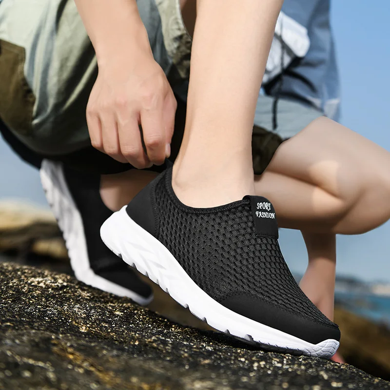 Lightweight Mens Casual Sneakers - Breathable Outdoor Walking Shoes