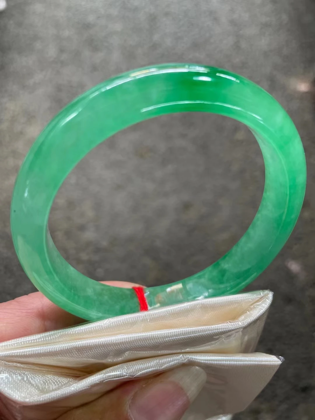 Jewelry Myanmar Ice Kind Natural Jade Stone Bracelet High Quality Emerald Bangle Exquisite Fine Accessory Gift