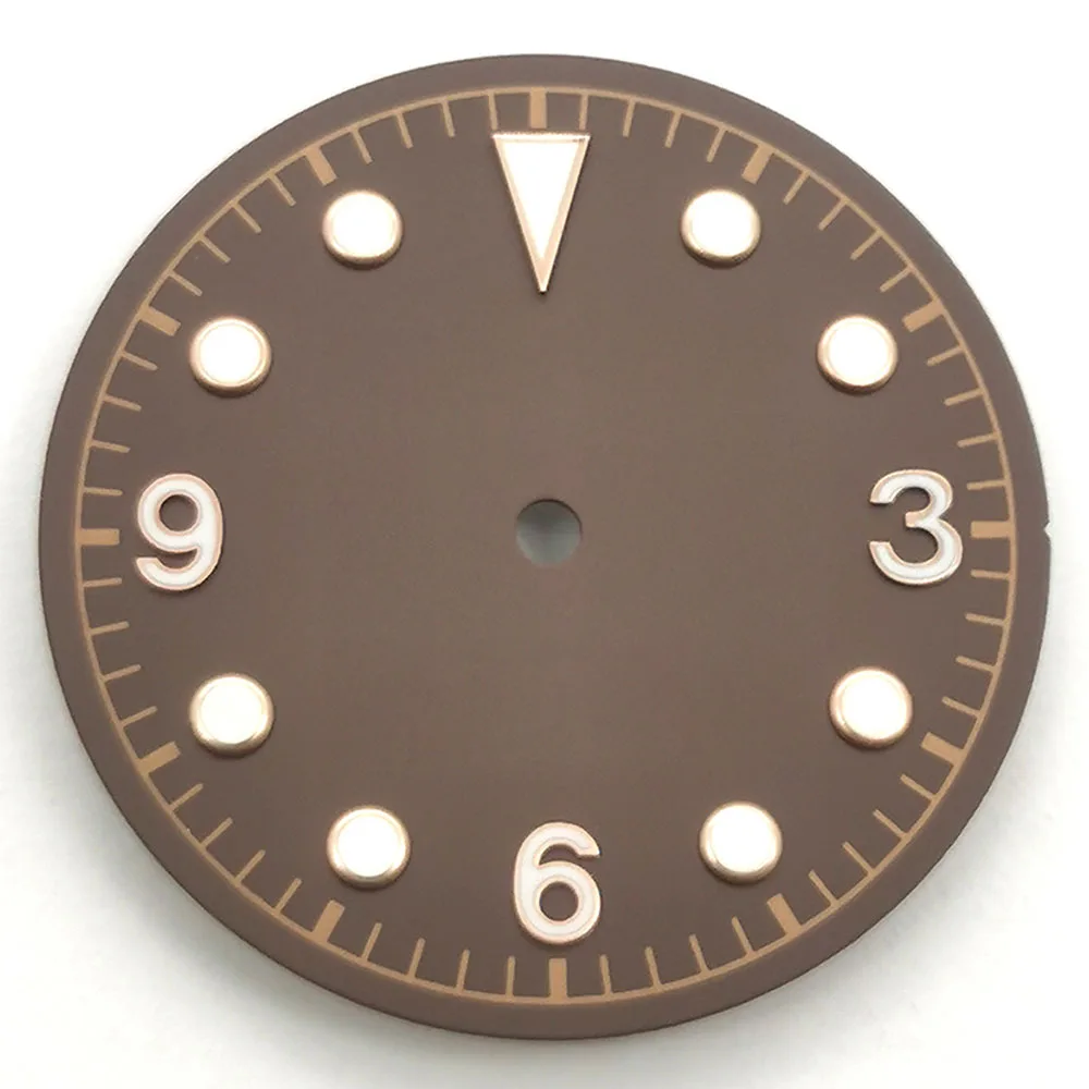 Fondo Di Vettore Del Buon Anno Con I Fiocchi Di Neve Brillanti E L Orologio Dorato Che Mostrano Cinque Minuti Alla Mezzanotte 63197539 - Foto 5