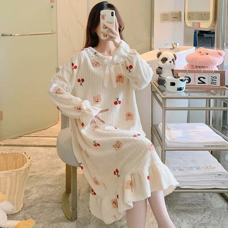 Plus Size Long Sleeve Thick Warm Flannel Print Nightgowns for Women New Winter Cute Lace Sleepwear Night Dress Nightdress Nighty