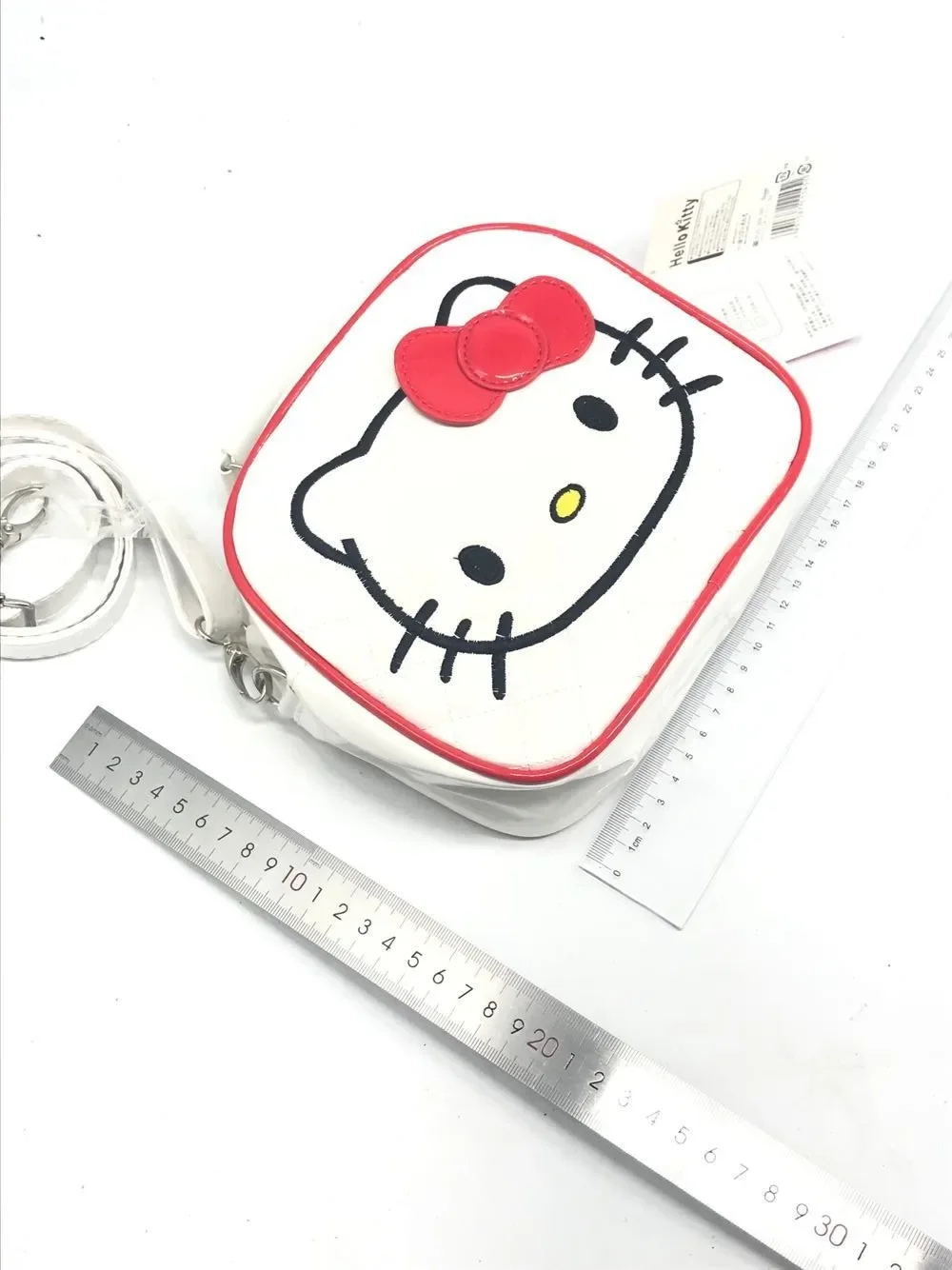 hello Kitty 3-12 years old girls cute PU bright hand carry messenger bag shoulder bag girls cartoon small portable bag 5