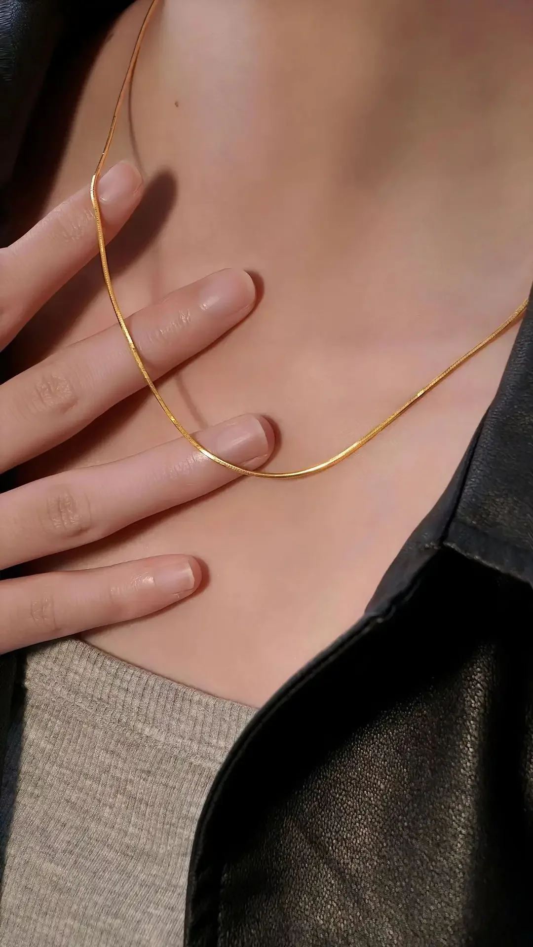 9999 real gold 24K yellow gold snake bone chain necklace simple temperament clavicle chain