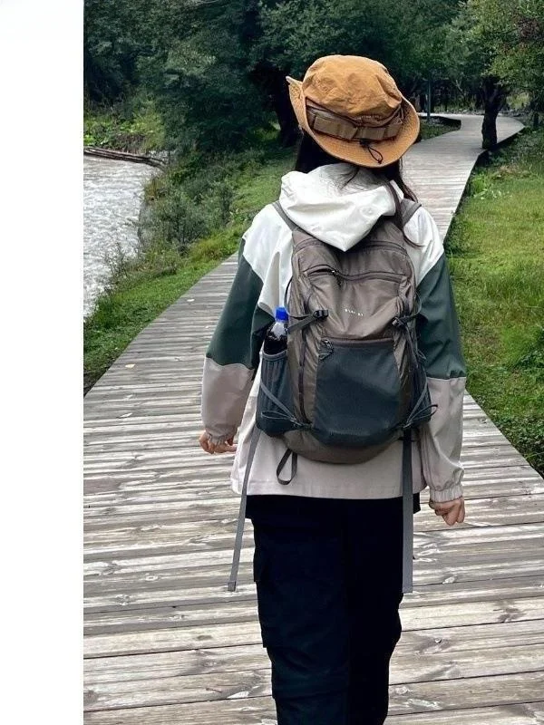 레트로 아메리칸 경량 방수 야외 등산 가방 스포츠 하이킹 더블 숄더백 남녀 공용 캐주얼 심플 스타일