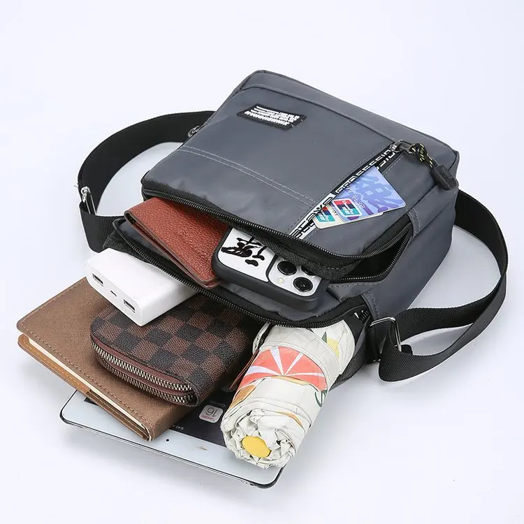 Guang Tong Gray Messenger Bag