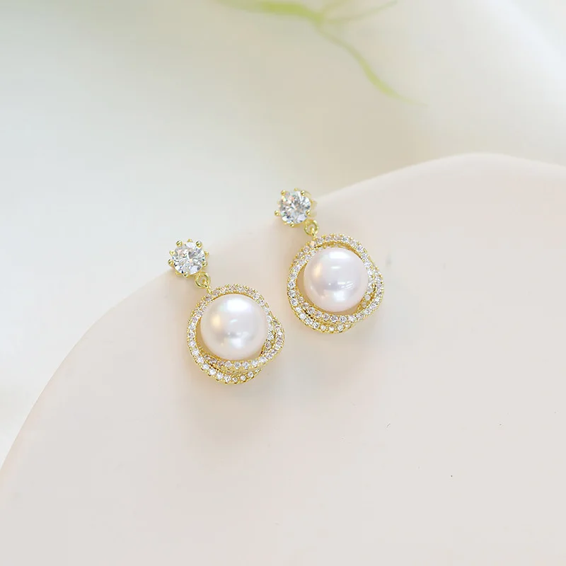 French gloss natural pearl earrings, dignified and elegant earrings, high-end gold-plated accessories for women's weddings