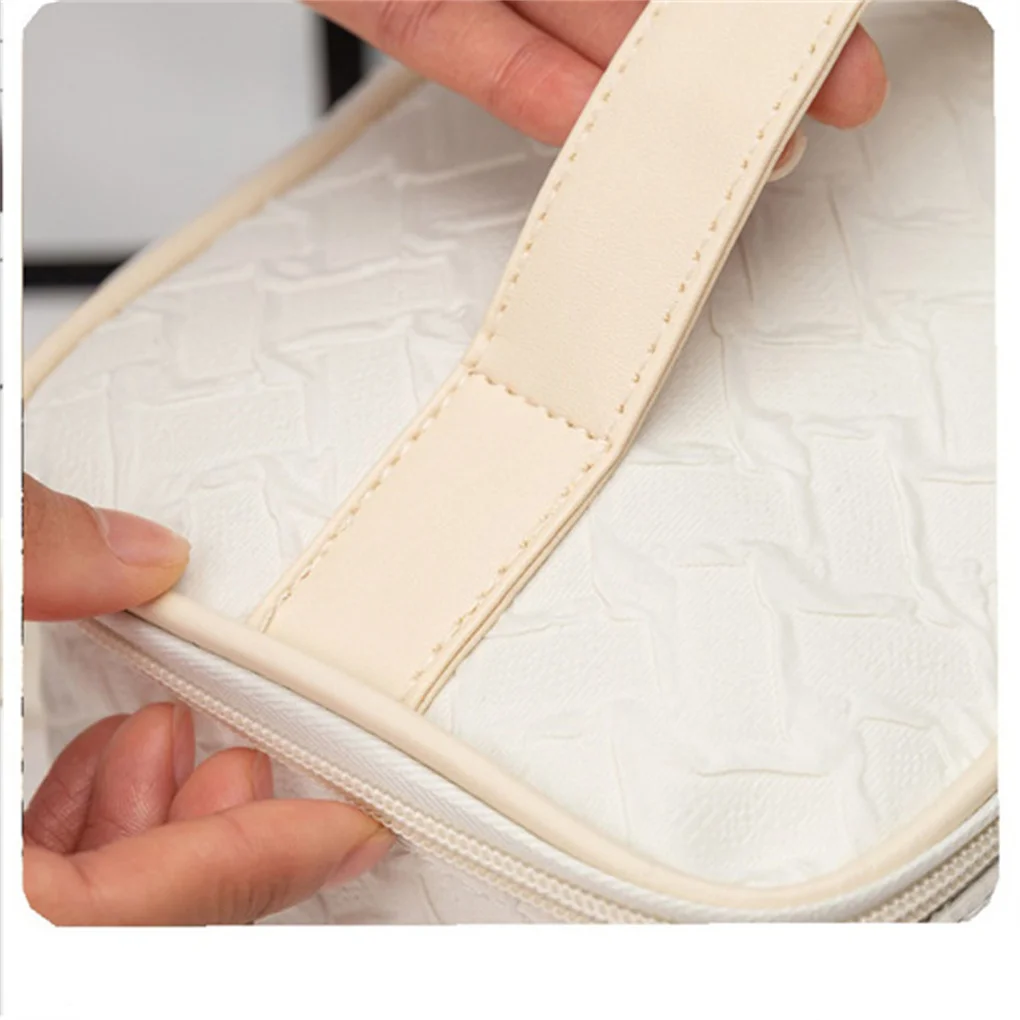White Large-Capacity Travel Makeup Bag – Premium Stain-Resistant PU Leather Cosmetic Or... - SKU TMB16922 - UGI Packaging