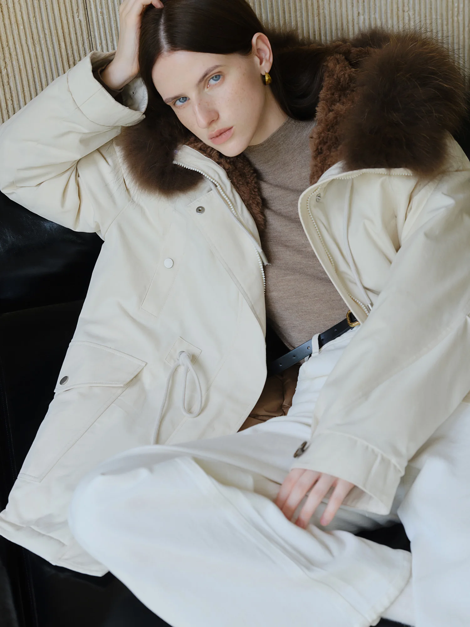 ZIQIAO CraftWool LightWarm Self-Crafted Hooded FurLined Collar