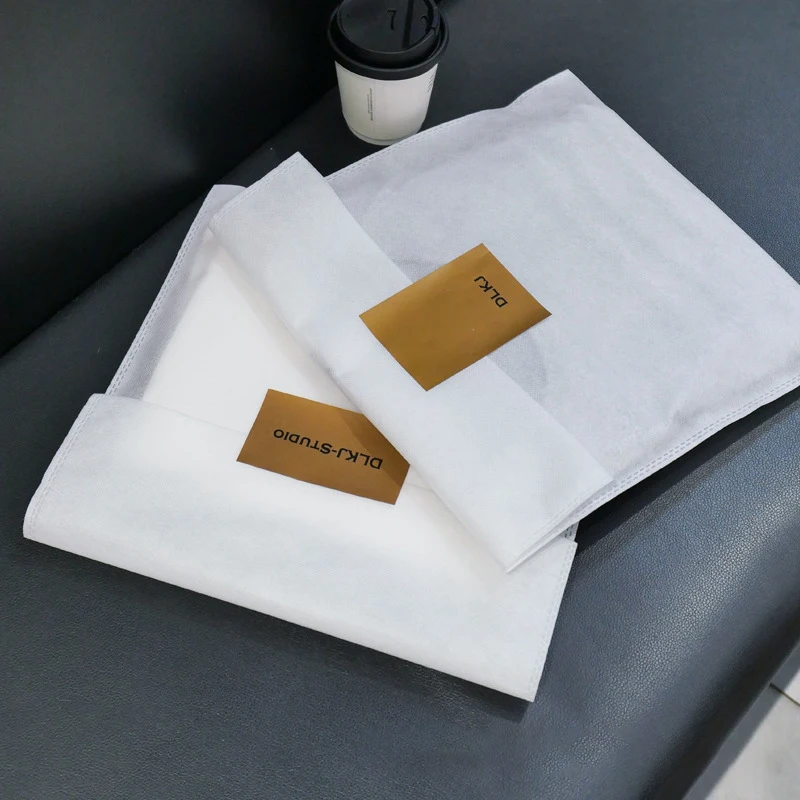 Thickened Non-woven Fabric Bag With Handle Large Capacity T-shirt Packaging Clothing Store Special Gift Bag 50PCS 2