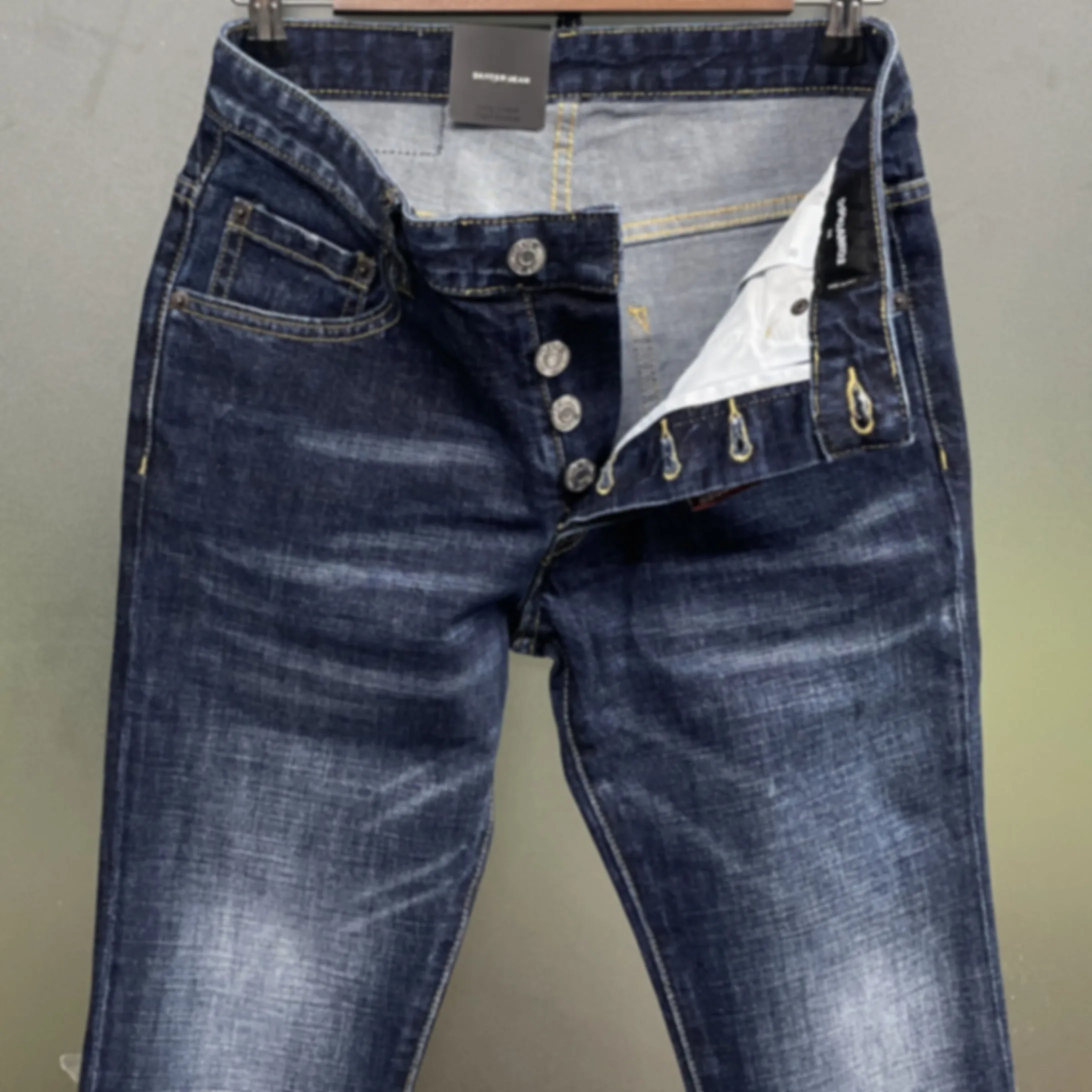 2024 New Fashion Spring/Summer  Men's D2 Jeans Washed and Worn Hole Patches 3D Cut Small Feet Light Grey Pants