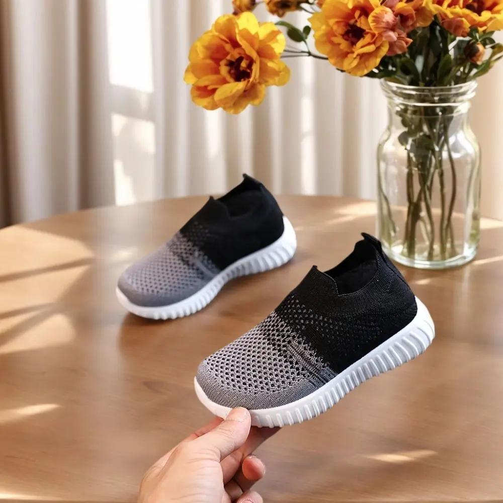 Mesh Upper Children Running Sneakers Soft Soled Lightweight Kids Shoes Slip-on Style Patchwork Design Breathable Sneakers