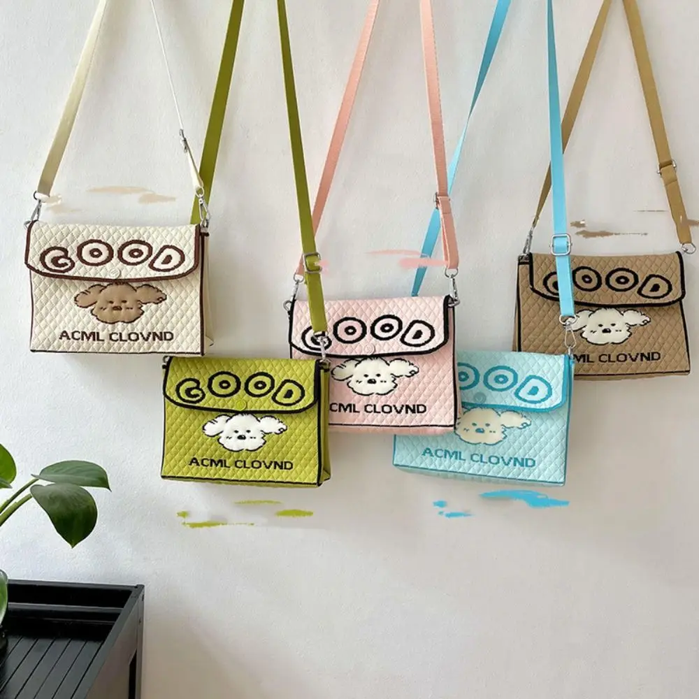 

Dog Knit Handbag Handmade High-capacity Mini Knot Wrist Bag Knit Phone Bag Girl