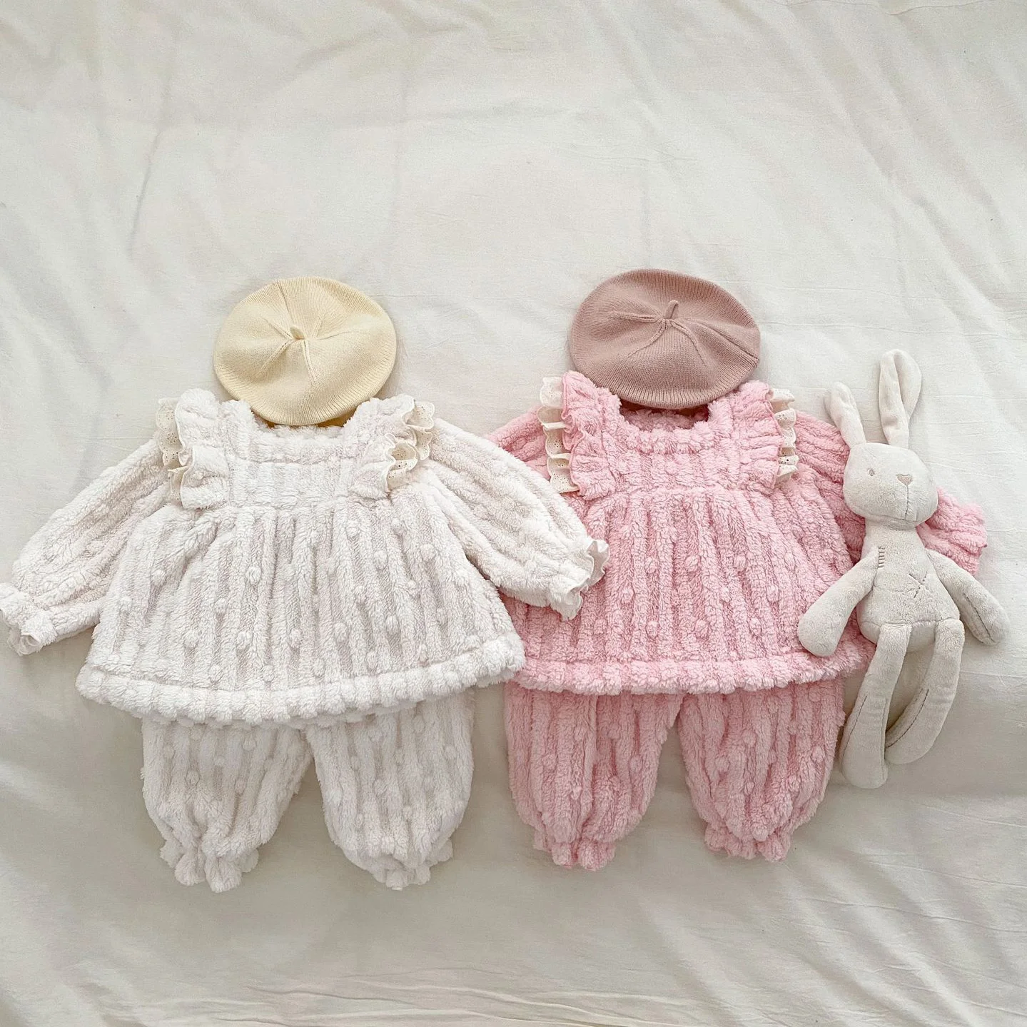 

MILANCEL Baby Pajama Set Polar Plush Sleeper Set Peter Pan Lace Collar Girls Indoor Clothing