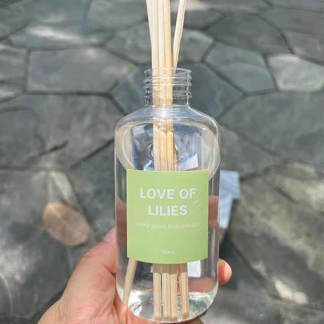 리드 디퓨저 리필 오일로 향기를 오랜 시간동안 유지