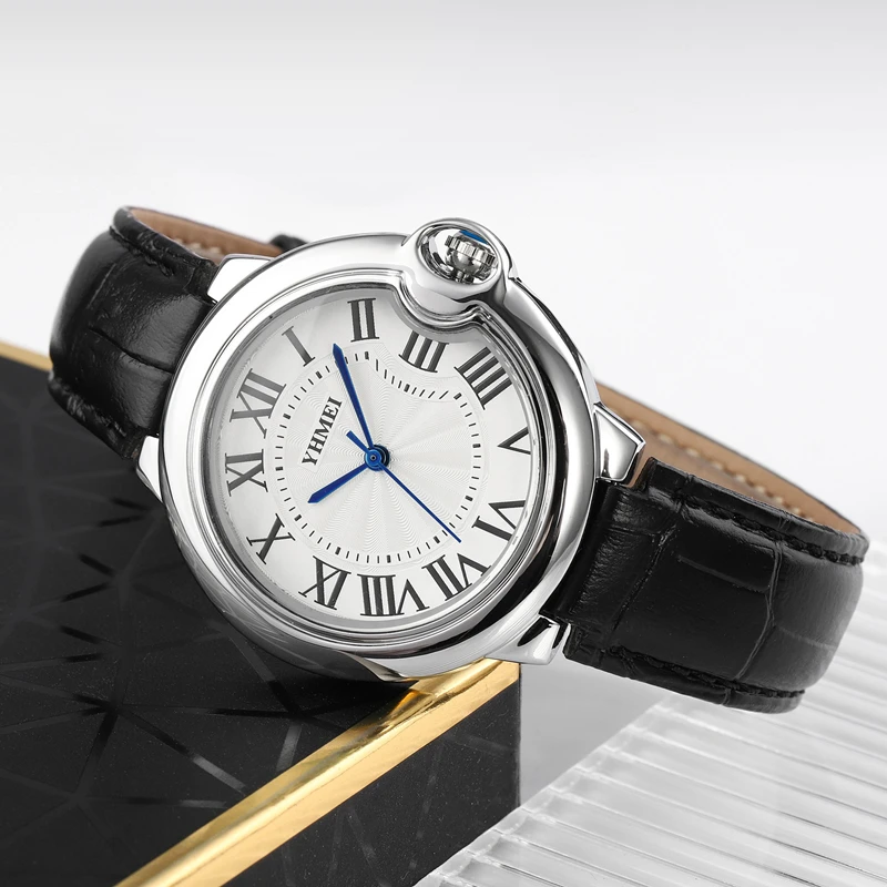 2022 Simple black white quartz watches women minimalist design silicone strap wristwatch big dial women's fashion creative watch |