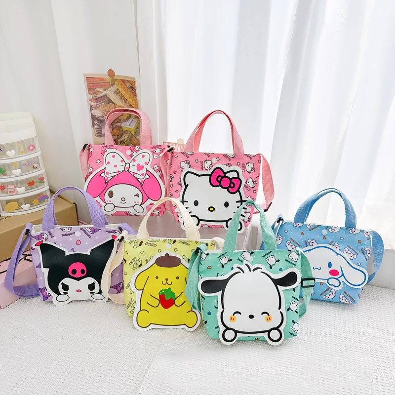 

Сумка через плечо Sanrio с рисунком Hello Kitty