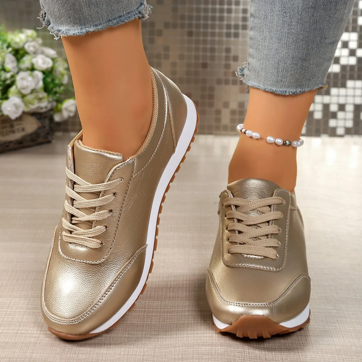 New Fashion Women's Sneakers Golden Silver Luxury Girls Walking Shoes Spring/autumn Casual Comfortable Flat Vulcanized Shoes