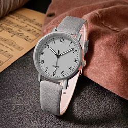 Vintage Women's Leather Strap Quartz Wristwatch - Elegant Gift Timepiece (Gray)