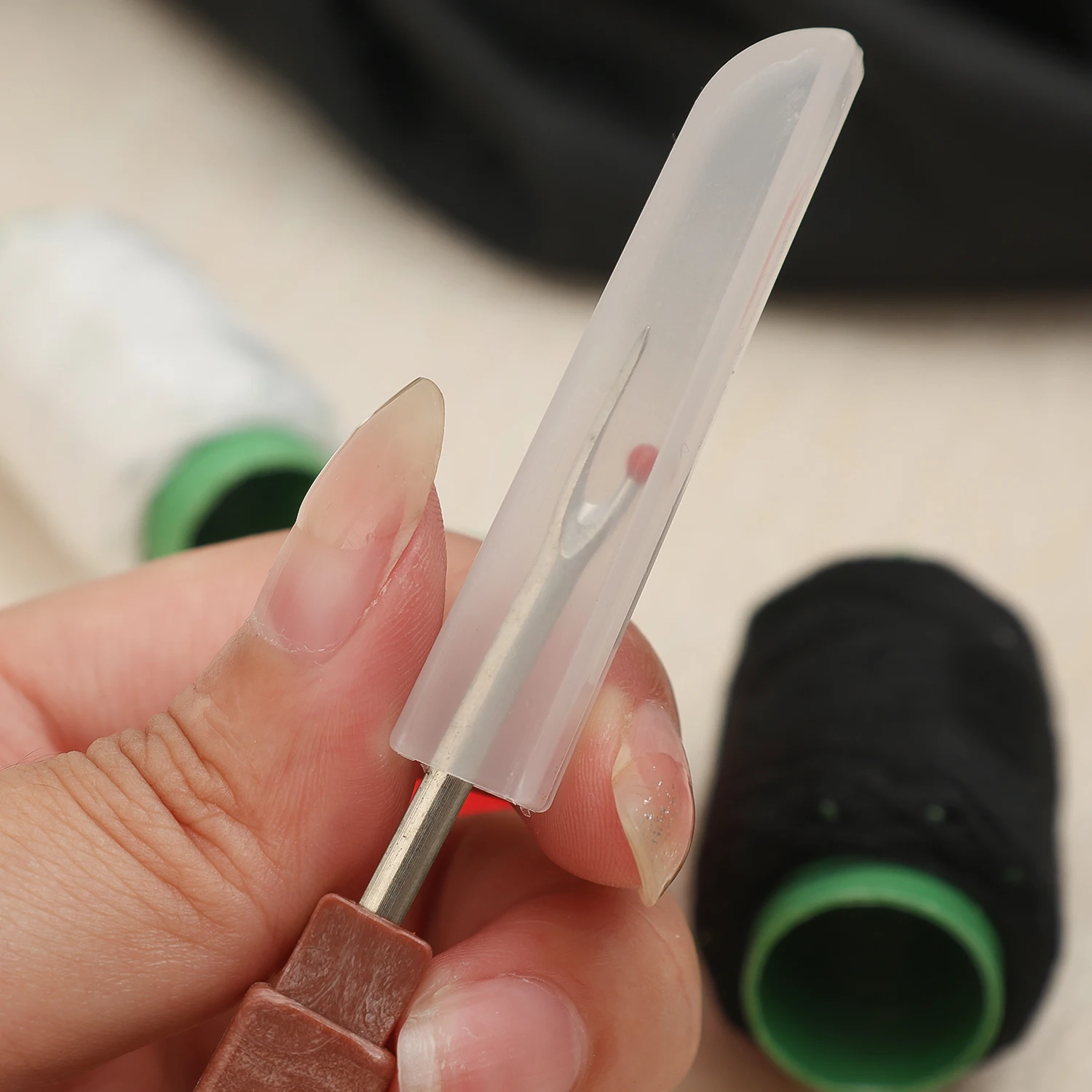 31/34-teiliges Edelstahl-Nähnadel-Set Stickerei Kreuzstich Großes Auge mit Faden Verschiedene Größen DIY Kleidung Nähen Handwerkzeuge – Detail 7