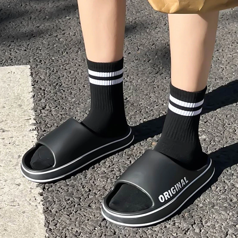 

2023 New Men's Slippers Fashion Trend Summer Slippers Men Fashion EVA Slides Men Light Beach Shoes Outdoor Walking Shoes Ladies